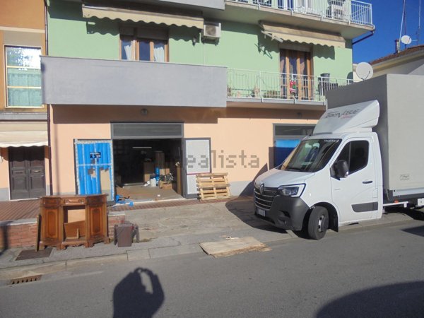 negozio in affitto a Santa Croce sull'Arno