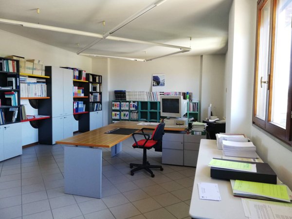 ufficio in affitto a Santa Croce sull'Arno