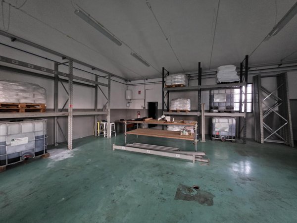 capannone in affitto a Santa Croce sull'Arno