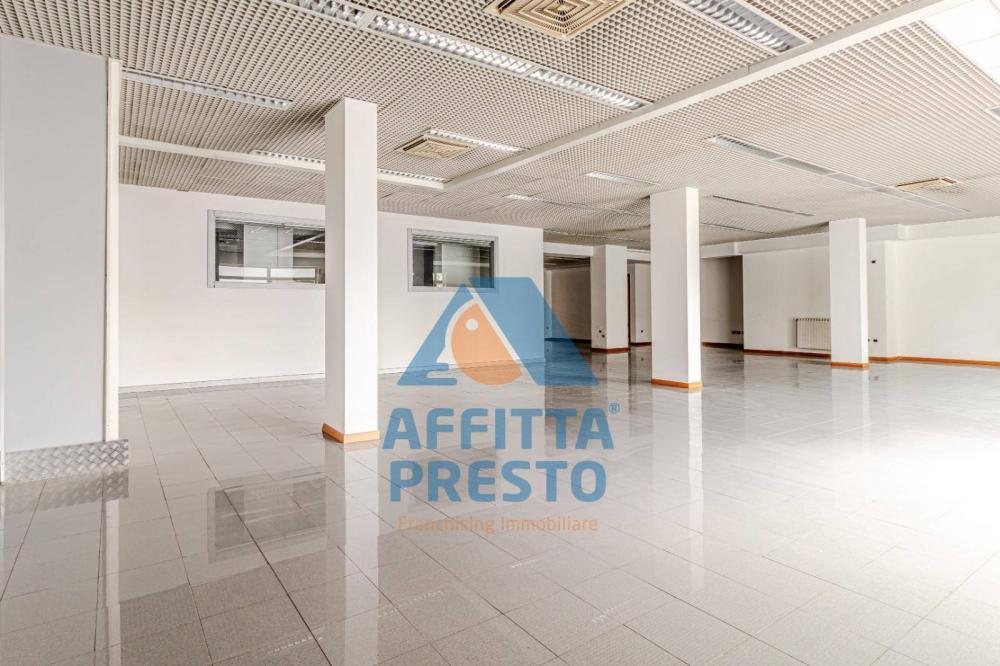 ufficio in affitto a Santa Croce sull'Arno