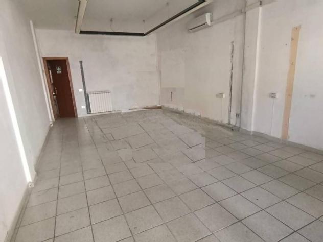 negozio in affitto a Santa Croce sull'Arno in zona Staffoli