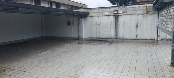 box auto in affitto a Santa Croce sull'Arno