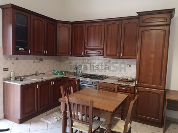 appartamento in affitto a Santa Maria a Monte in zona Cinque Case