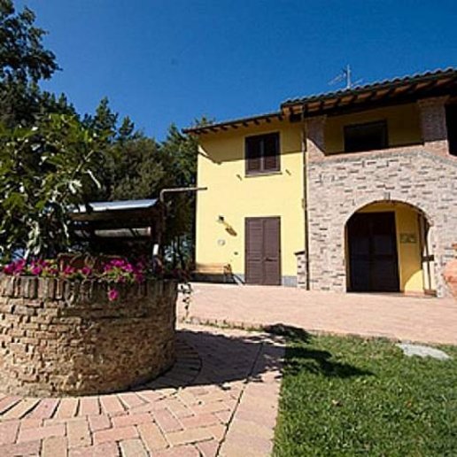 appartamento in affitto a Santa Maria a Monte in zona Pregiuntino