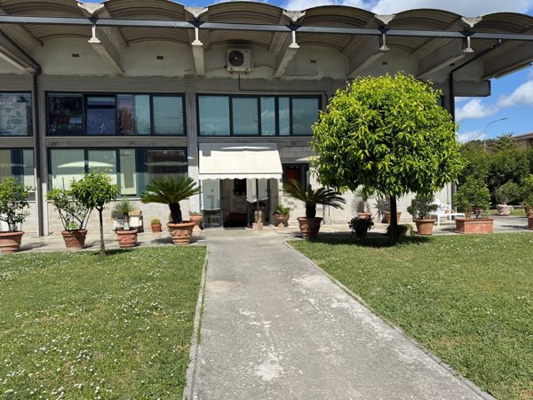 ufficio in affitto a Santa Maria a Monte
