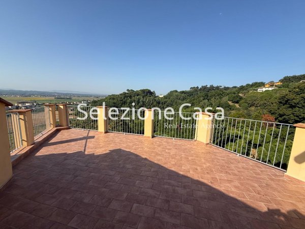 appartamento in affitto a Santa Maria a Monte in zona Pregiuntino