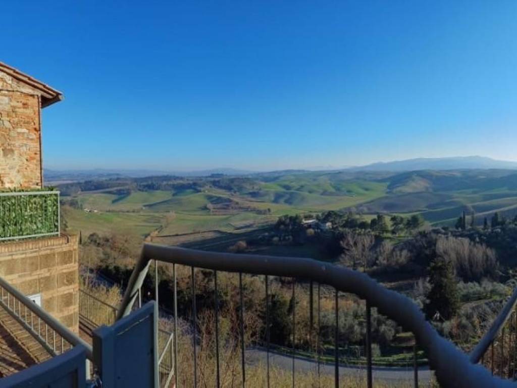 casa indipendente in affitto a Terricciola