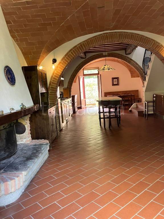 casa semindipendente in affitto a Terricciola
