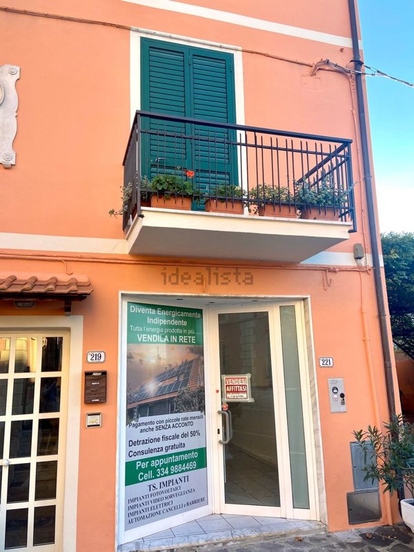 locale di sgombero in affitto a Vecchiano