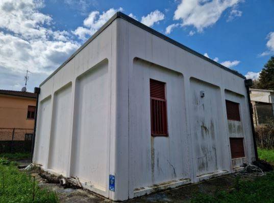 locale commerciale in affitto a Vecchiano in zona Filettole