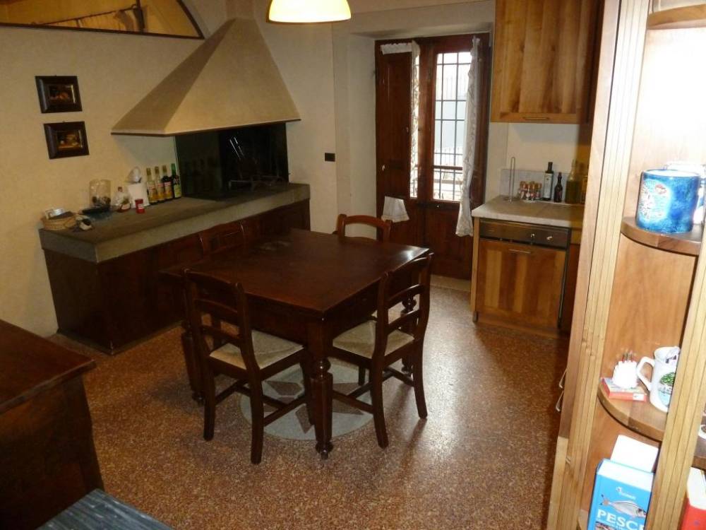 casa indipendente in affitto a Vicopisano
