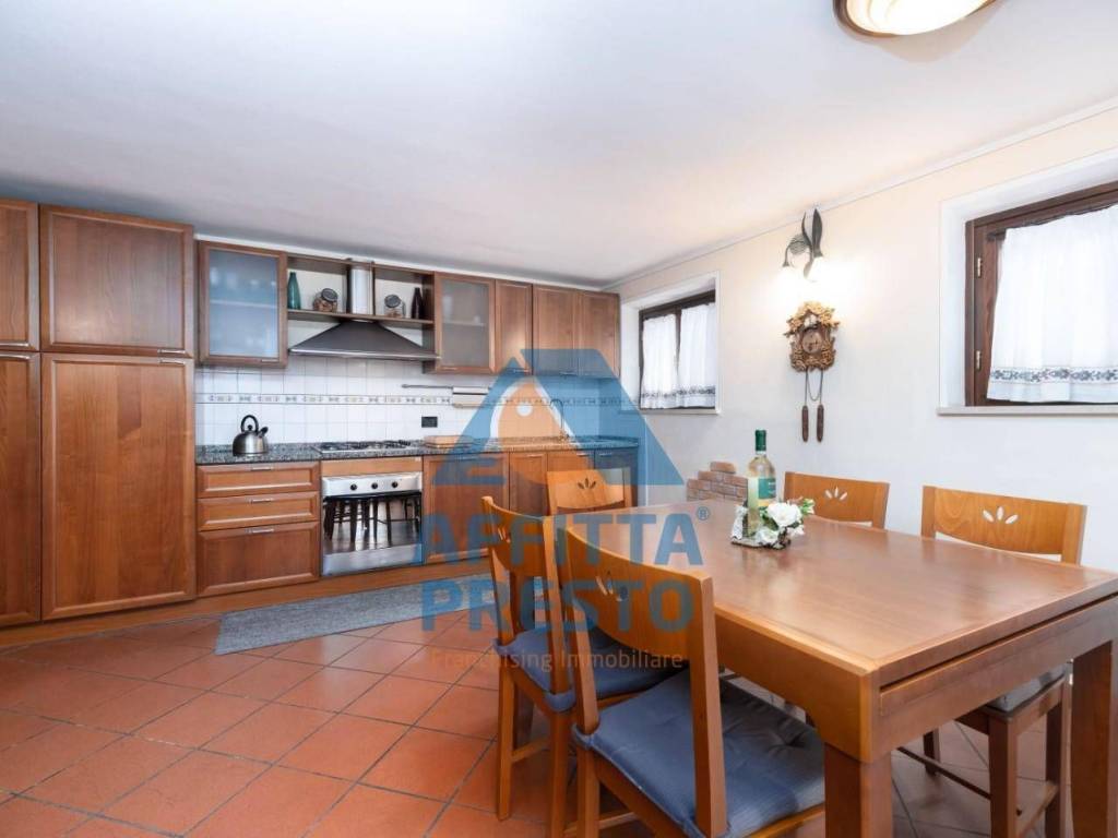 appartamento in affitto a Vicopisano in zona San Giovanni alla Vena