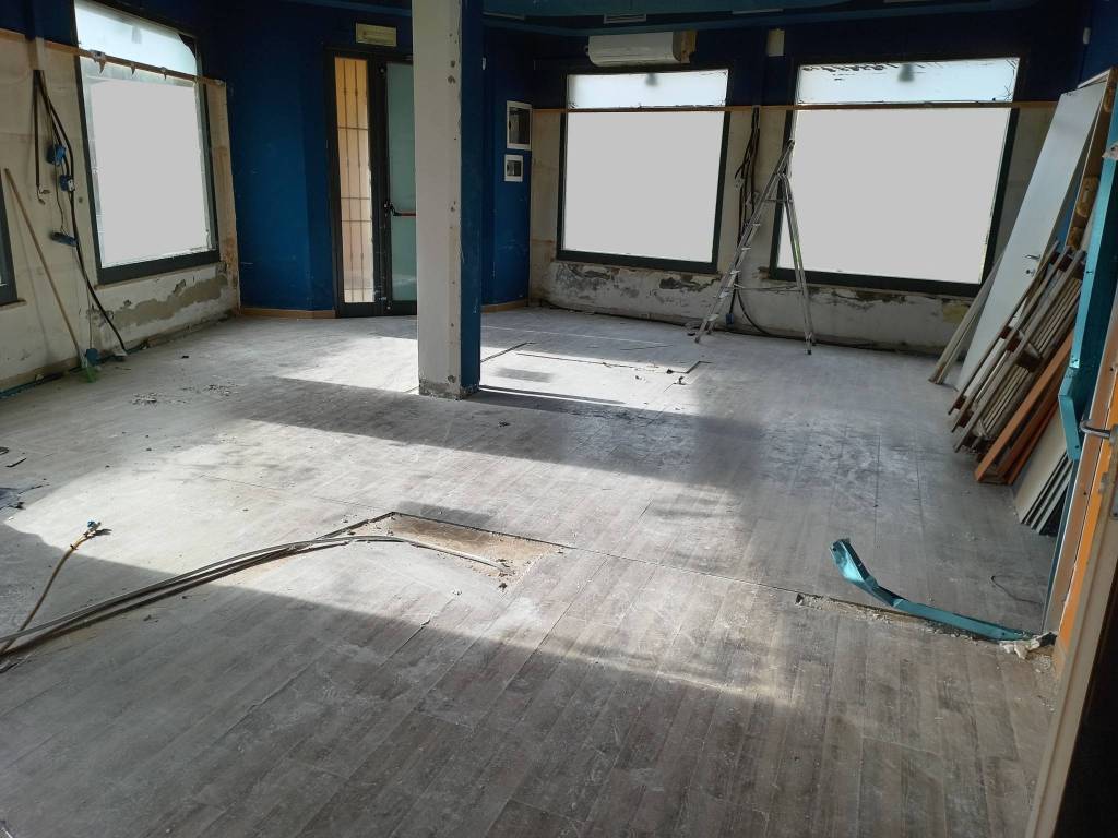 negozio in affitto a Vicopisano in zona San Giovanni alla Vena