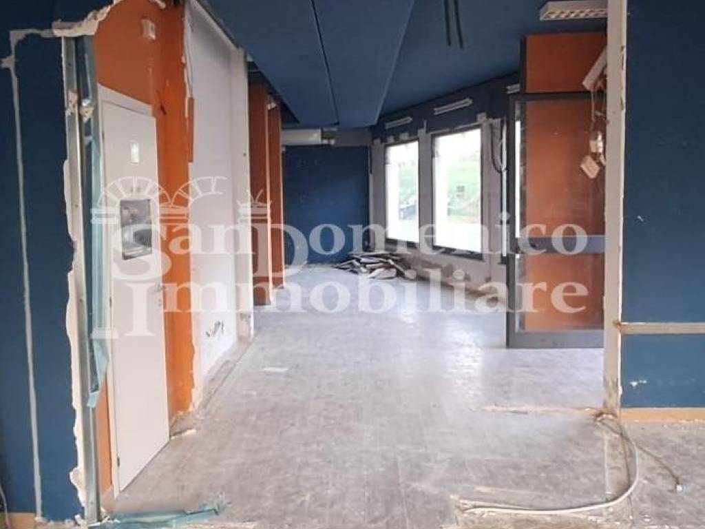 negozio in affitto a Vicopisano