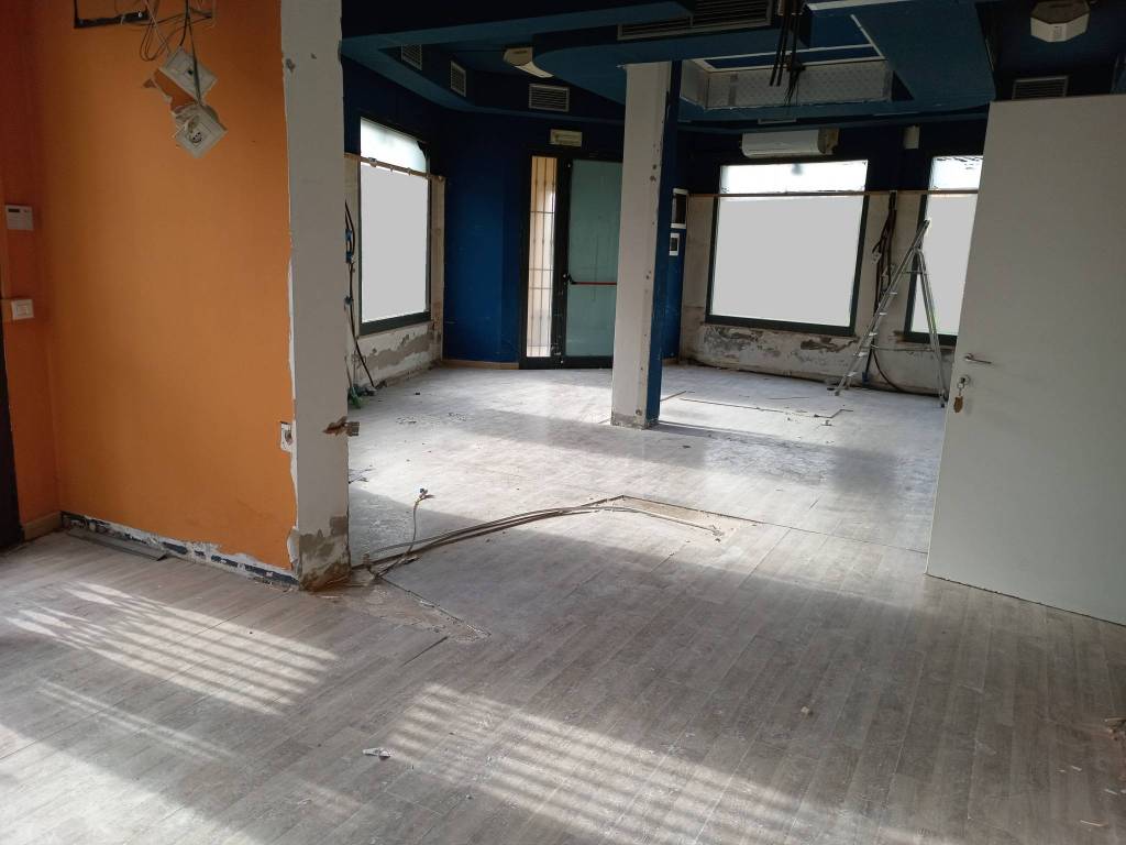 negozio in affitto a Vicopisano in zona San Giovanni alla Vena
