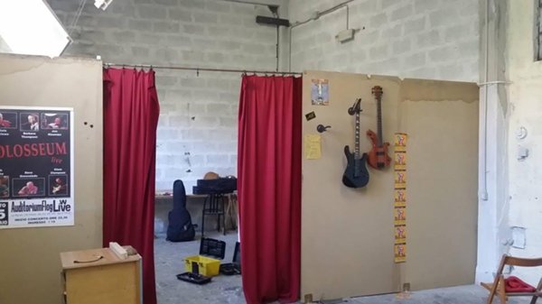 locale di sgombero in affitto a Vicopisano in zona San Giovanni alla Vena