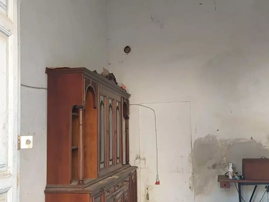 locale di sgombero in affitto a Vicopisano