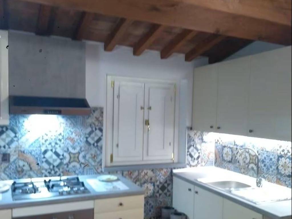 appartamento in affitto a Vicopisano in zona San Giovanni alla Vena