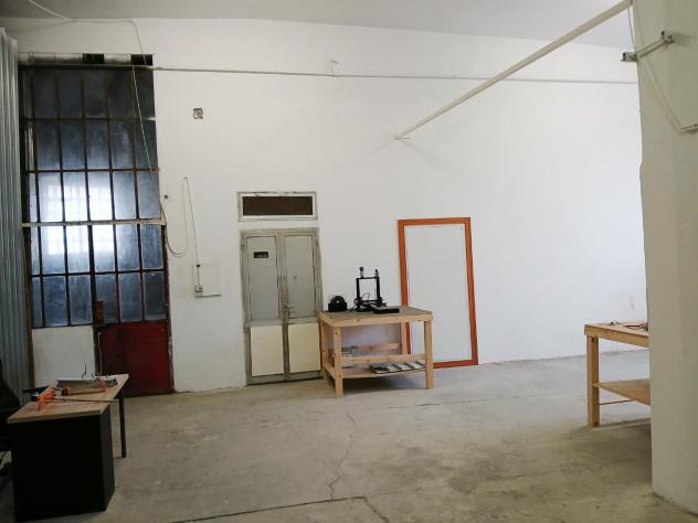 negozio in affitto a Vicopisano