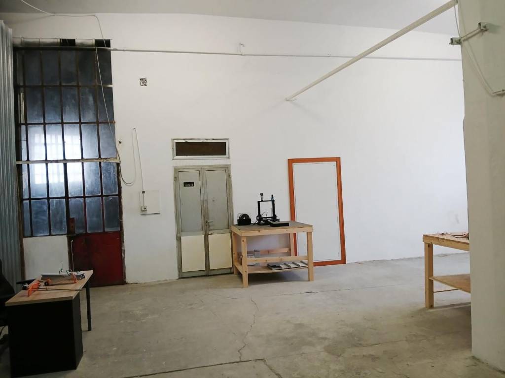 negozio in affitto a Vicopisano