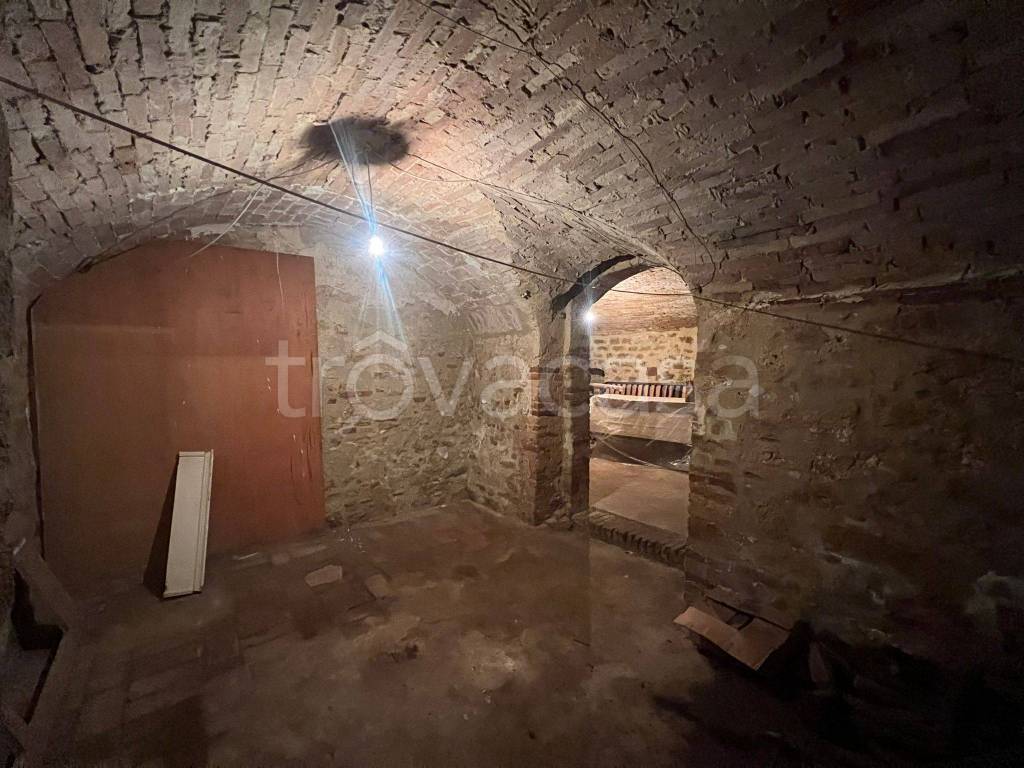 locale commerciale in affitto a Volterra