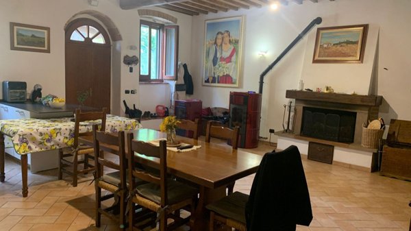 appartamento in affitto a Volterra in zona Villamagna