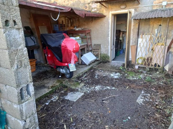 locale di sgombero in affitto a Casciana Terme Lari in zona Casciana Terme