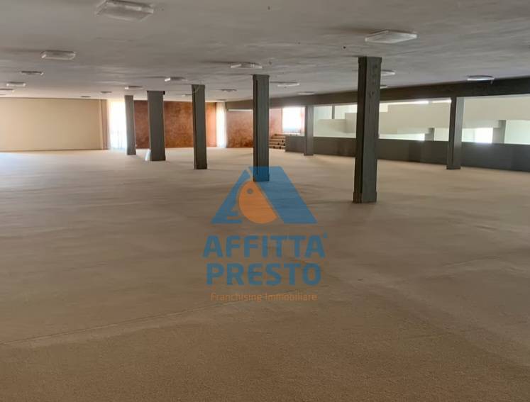 locale di sgombero in affitto a Casciana Terme Lari in zona Perignano