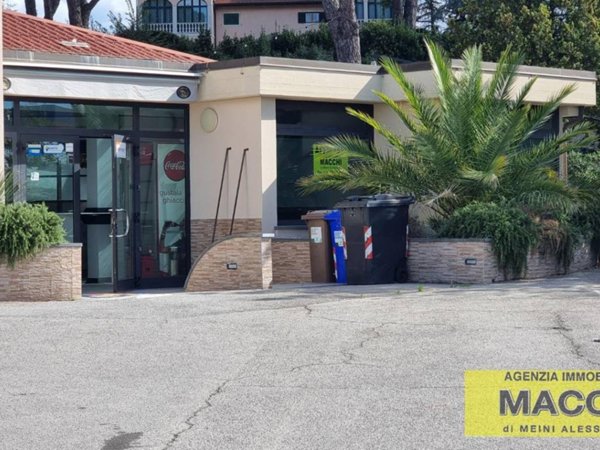 negozio in affitto a Casciana Terme Lari in zona Perignano