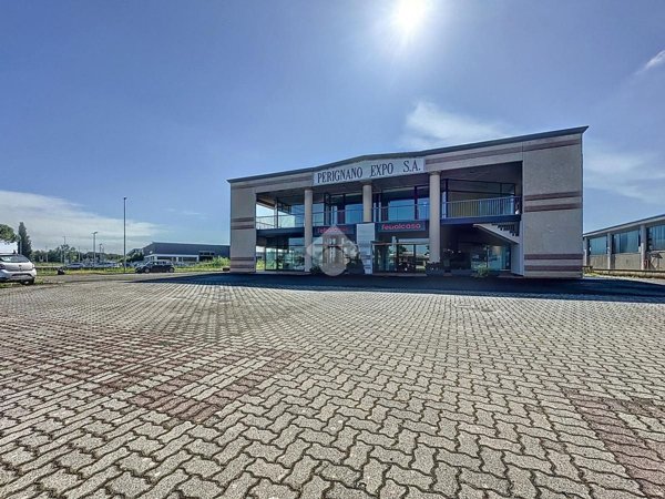 locale commerciale in affitto a Casciana Terme Lari in zona Perignano
