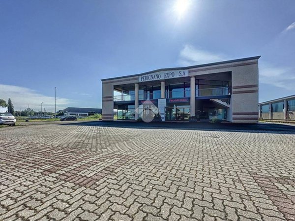 negozio in affitto a Casciana Terme Lari in zona Perignano