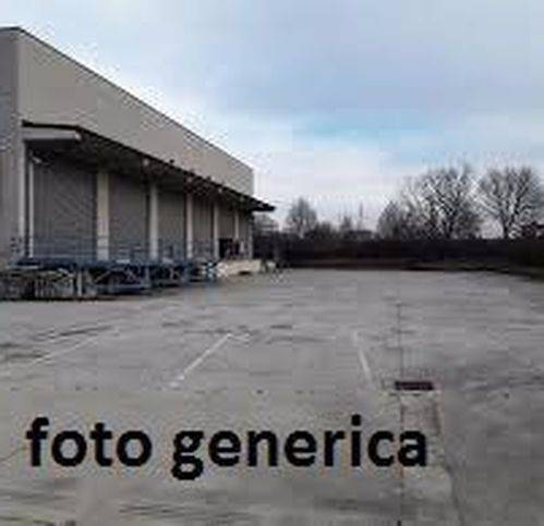 locale commerciale in affitto a Casciana Terme Lari in zona Perignano