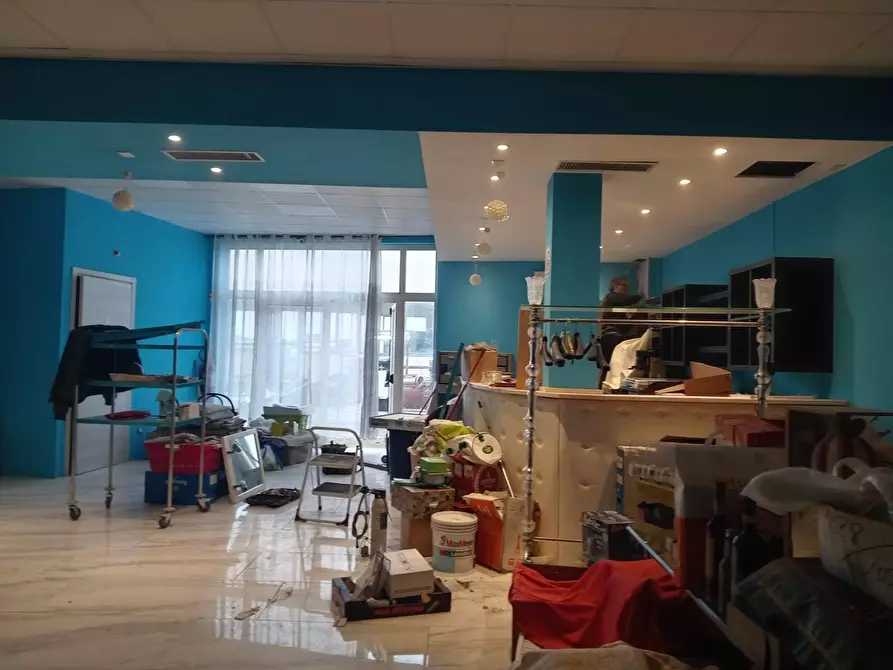 negozio in affitto a Casciana Terme Lari in zona Perignano