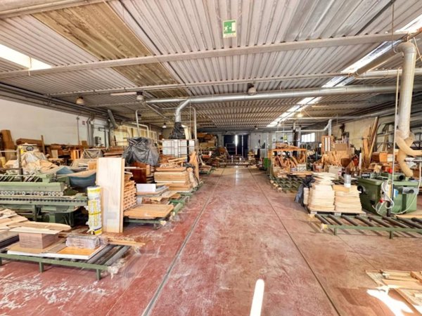 capannone in affitto a Casciana Terme Lari in zona Perignano