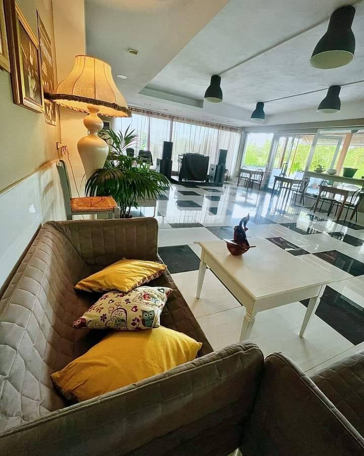 negozio in affitto a Casciana Terme Lari in zona Perignano