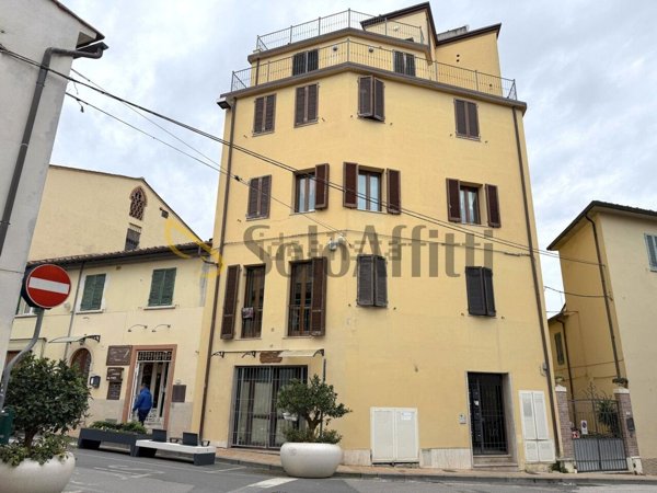 appartamento in affitto a Casciana Terme Lari in zona Casciana Terme