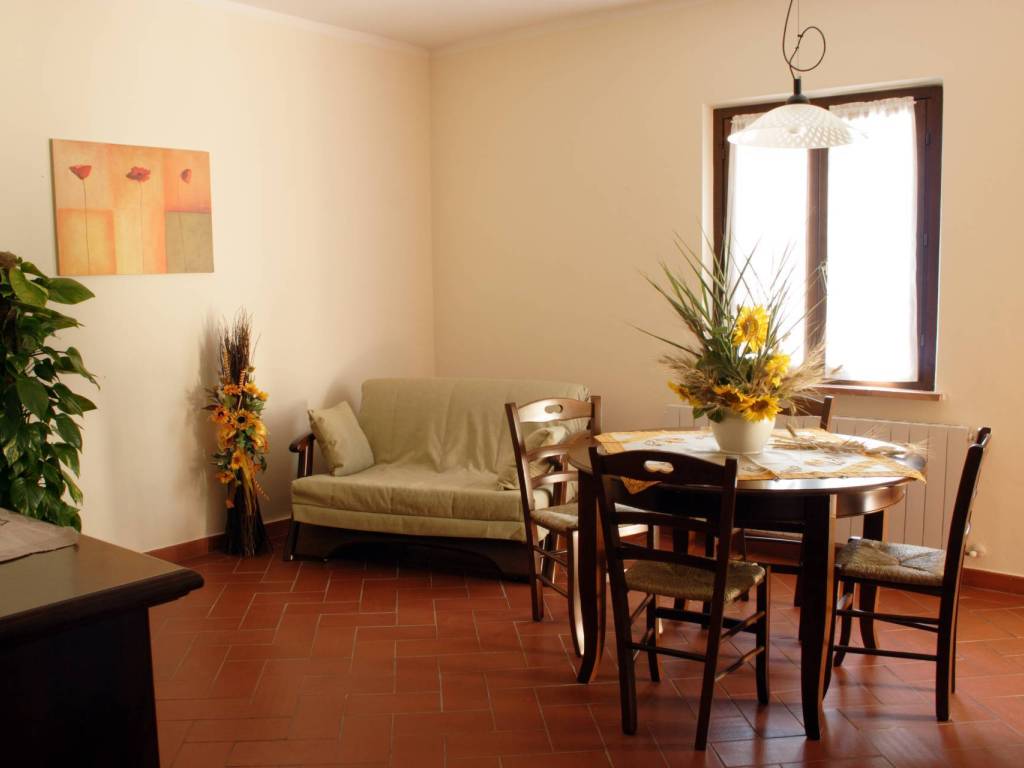 appartamento in affitto a Crespina Lorenzana in zona Crespina