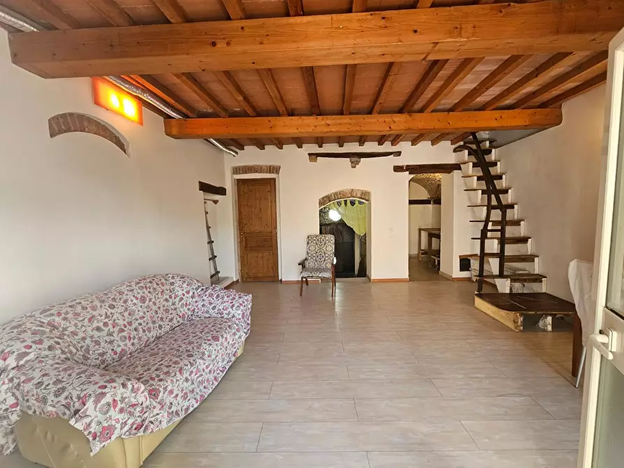 appartamento in affitto a Crespina Lorenzana in zona Lorenzana