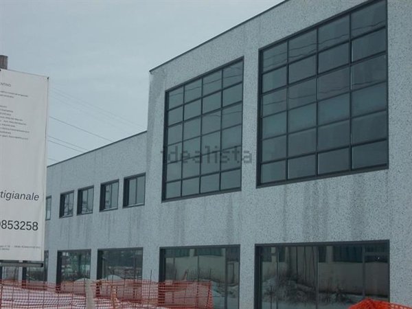 capannone in affitto a Romentino