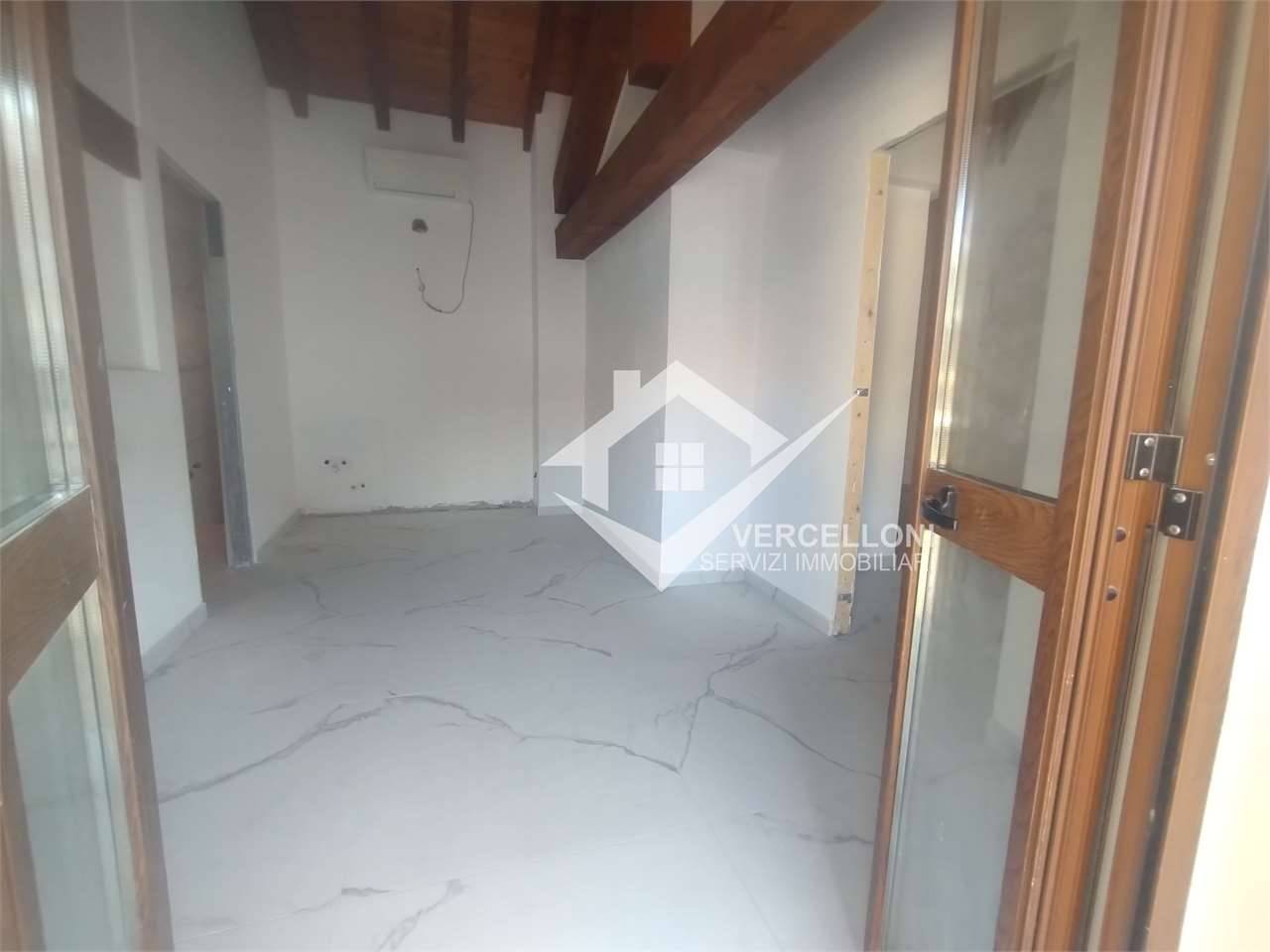 appartamento in affitto a Romentino