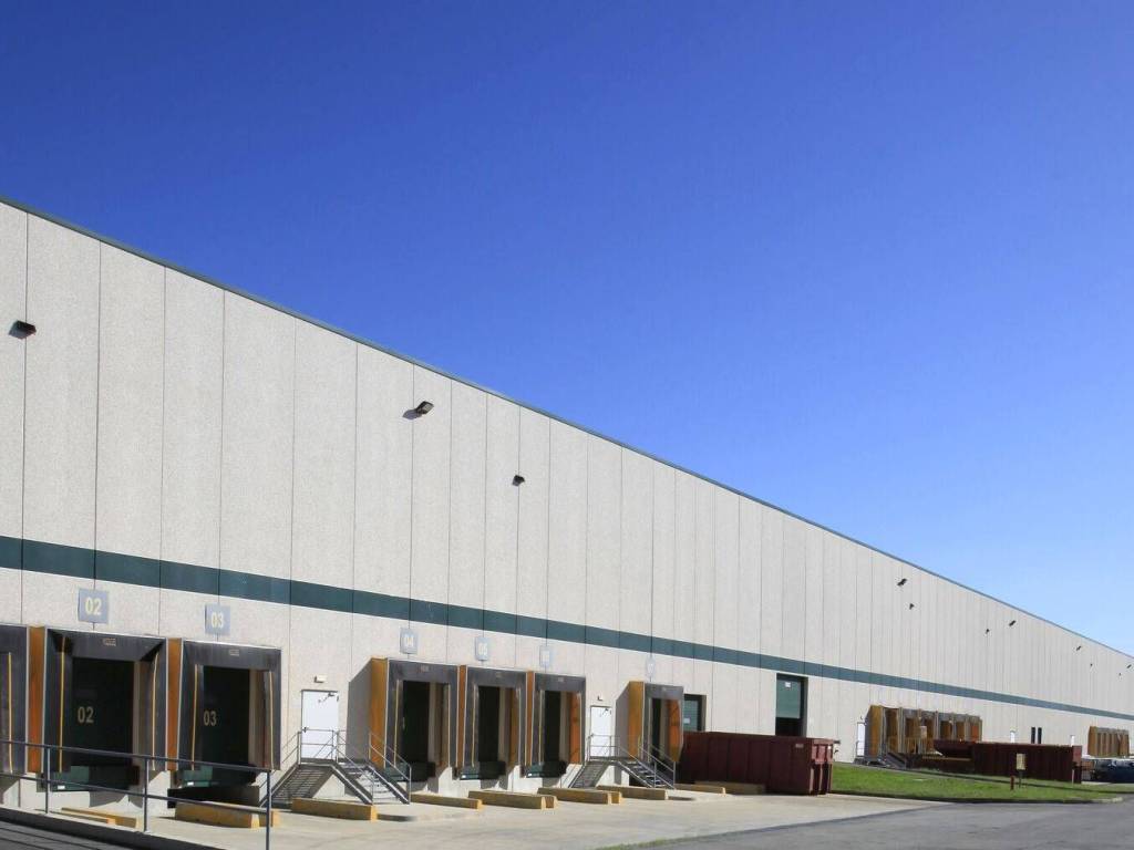 locale commerciale in affitto a Romentino