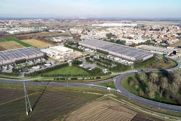 locale di sgombero in affitto a Romentino