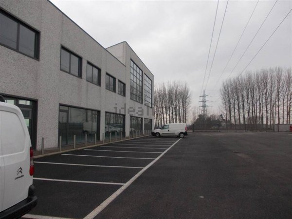 ufficio in affitto a Romentino