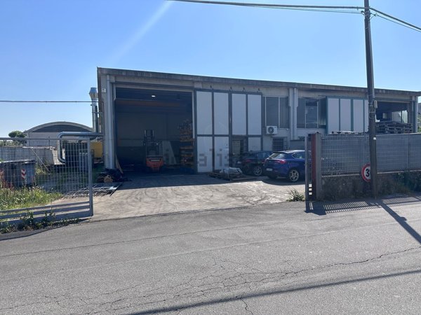 capannone in affitto a San Pietro Mosezzo in zona Nibbia