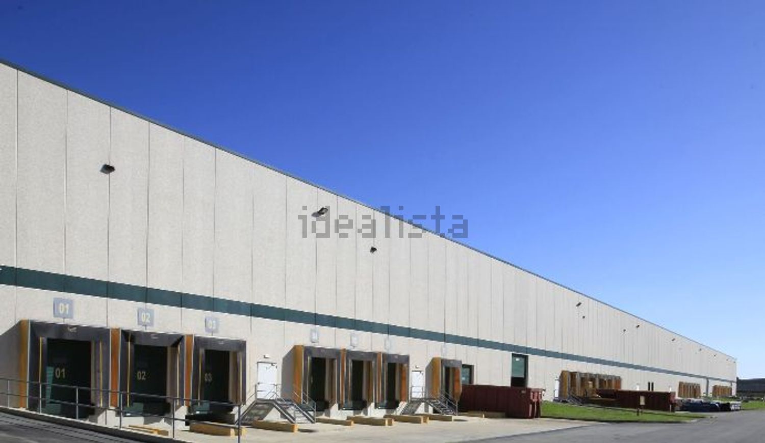 locale di sgombero in affitto a Trecate