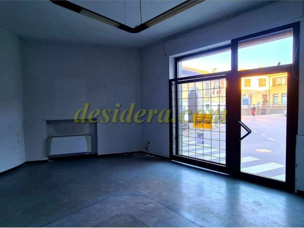 appartamento in affitto a Varallo Pombia
