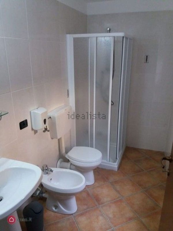 appartamento in affitto a Varallo Pombia