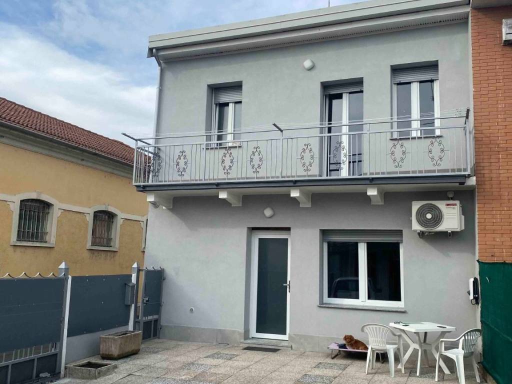 casa indipendente in affitto a Vespolate