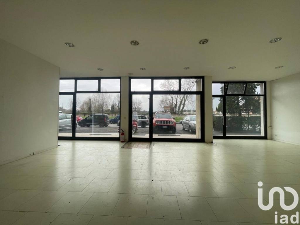 ufficio in affitto ad Arezzo in zona Giotto/XXV Aprile