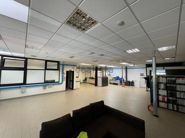 locale di sgombero in affitto ad Arezzo